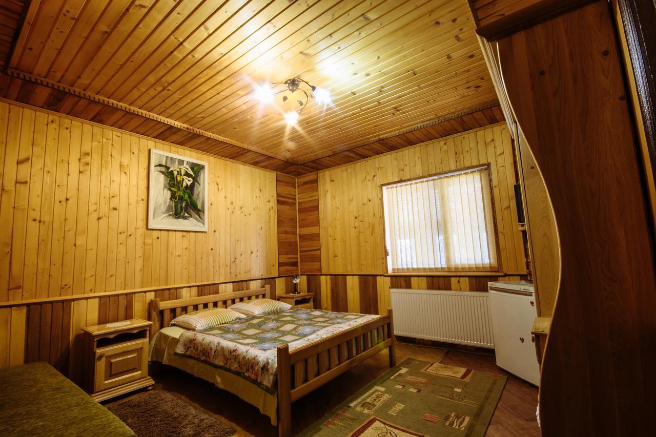 Korona Karpat Hotel Lazeshchyna Buitenkant foto