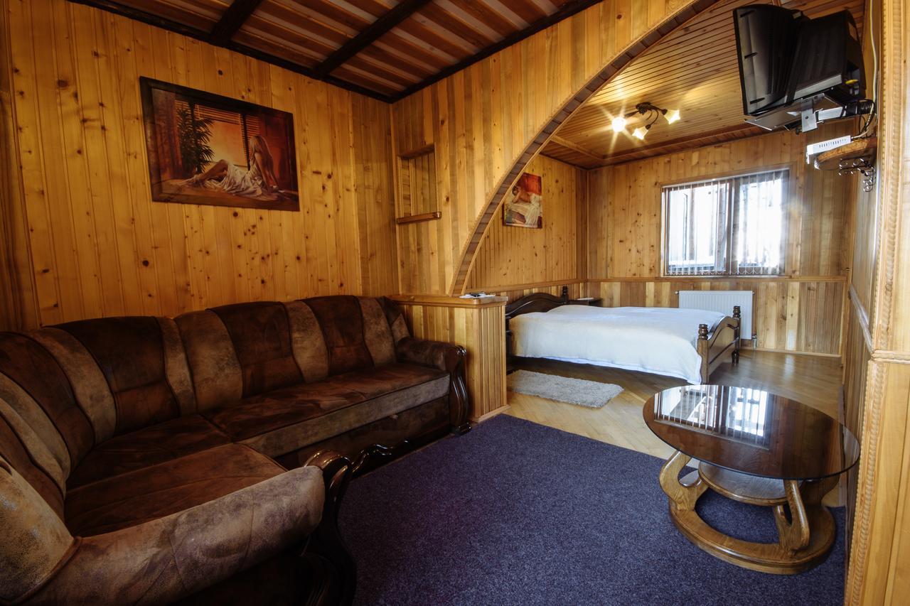 Korona Karpat Hotel Lazeshchyna Buitenkant foto